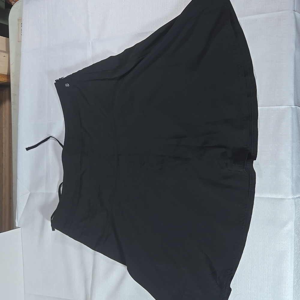 IZOD Golf Womens Black Size 6 Skort Pickleball Tennis & Cycling